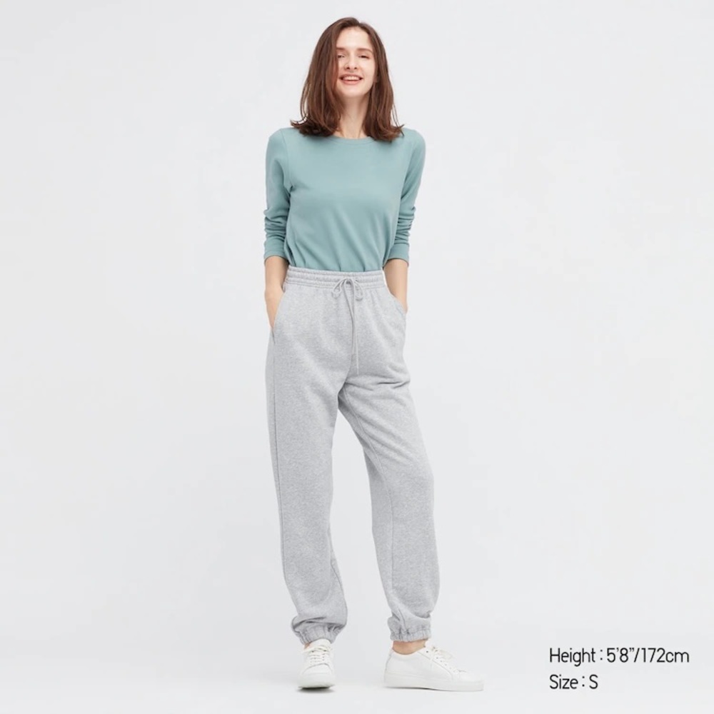 NWT Uniqlo Women 3D High Twisted Crew Neck Long Sleeve Sweater Lightweight Green - Picture 1 of 5